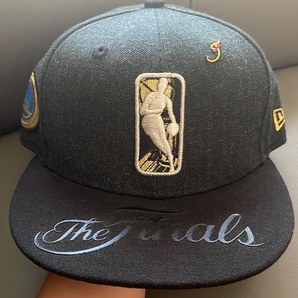 New Era NBA warriors The Finals 9Fifty 2017 Adjustable Snapback Hat Black - Picture 1 of 11